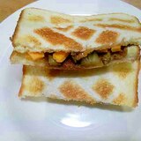 トーストサンド/キュウリピクルスチーズ・バルサミコ